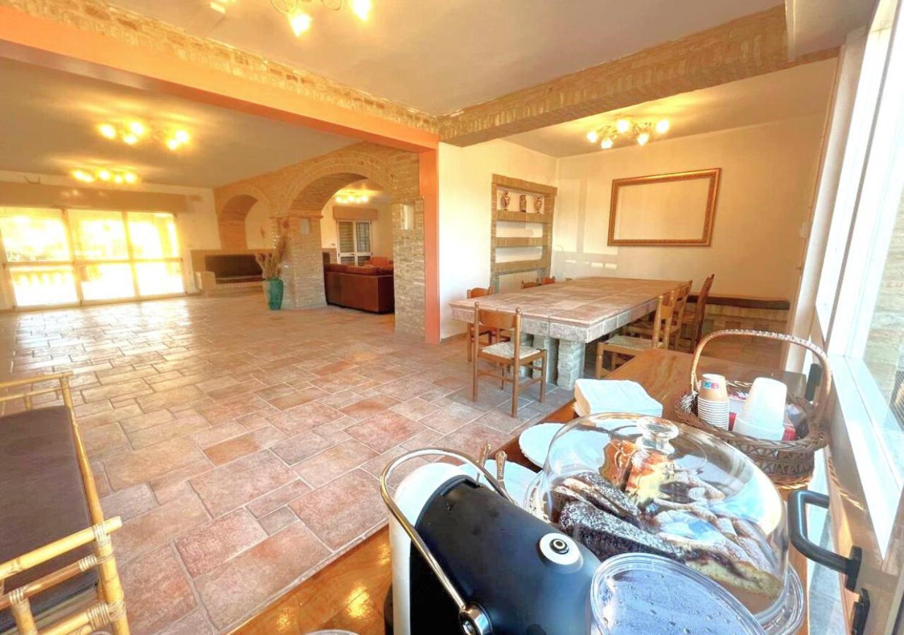 Villa Quadrifoglio Potenza Picena Exterior photo